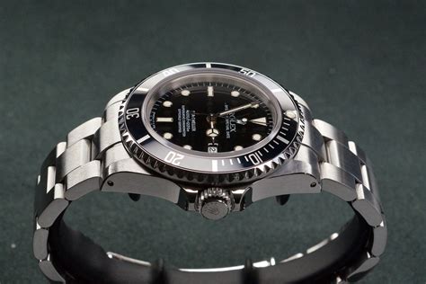 rolex sea dweller 4000 serial numbers